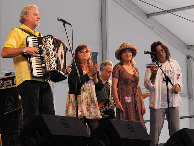 Johnny Sansone, Susan Cowsill