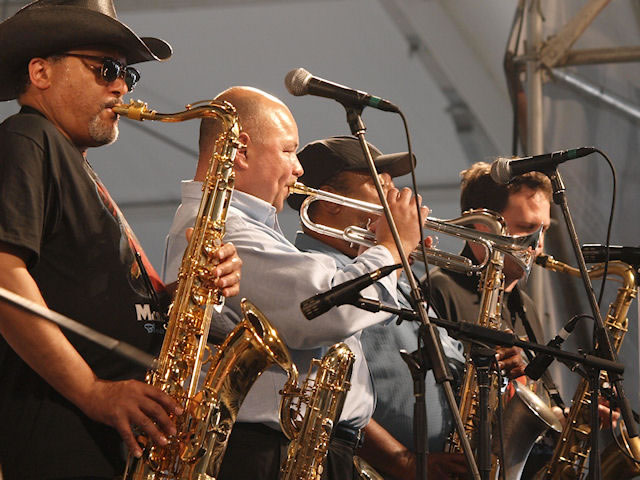 The Bmws w/Breeze Cayolle